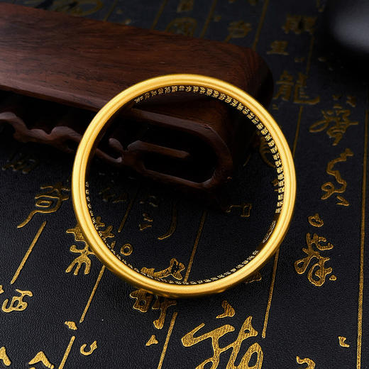 【限时克减150元】足金999.9 古法油亮固口空心光圈内莲花心经轮胎手镯（面宽约10-11cm）(ANWZGFSZ00227-2)（预售产品下单后不退款不退货不换货不补差价） 商品图1