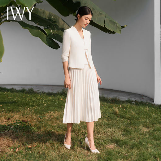 IWY/气质设计感盘扣西装套裙女夏薄款短款西服百褶裙珠宝设计师工作服C14240+S14265 商品图4