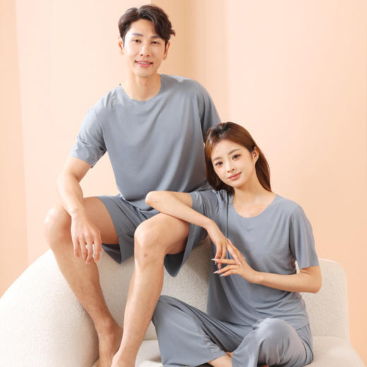 【慵懒惬意，自在生活，将舒适进行到底~】网红宽松女士 情侣睡衣 冰丝两件套 休闲家居服 夏季睡衣 情侣装-QQ 商品图3