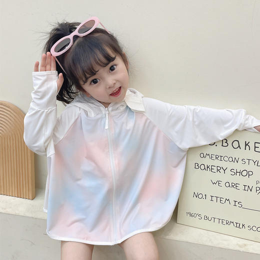 【宝宝夏日必备！儿童冰丝防晒衣】2024夏季可爱女童薄款透气连帽防紫外线宝宝防晒服，轻盈透气，连帽设计，夏日防晒轻松搞定。ry 商品图1