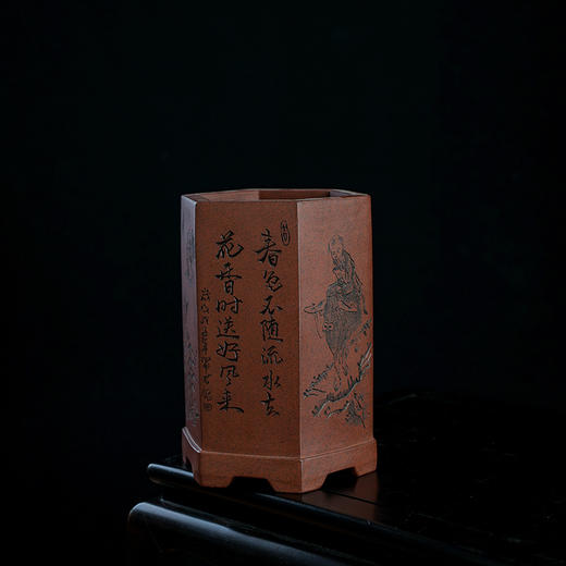 宜兴紫砂笔筒六面刻画陶瓷笔筒古风手工办公室书房学生桌面多功能收纳盒摆件 商品图8