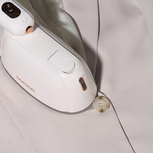韩国大宇 手持式蒸汽熨烫机DYGT-1308（升级版） 商品图3