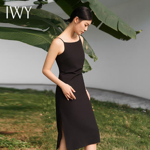 IWY/法式黑色方领连衣裙女夏季显瘦吊带长裙气质百搭显瘦内搭职业裙子Q13317 商品图3