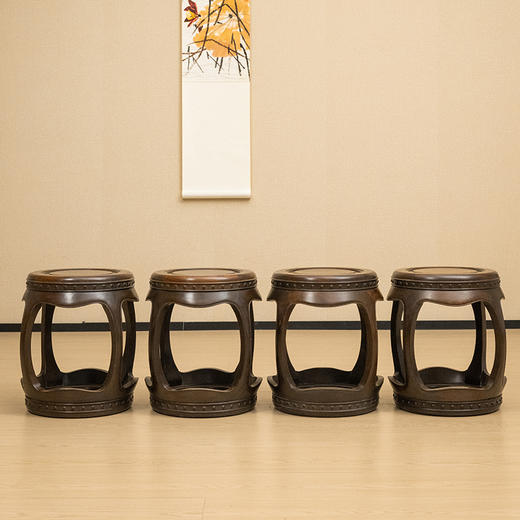 清 红木四足鼓凳成堂（一堂四只） 商品图0
