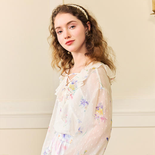两三事雾里看花2024夏季新款法式印花荷叶边两件套雪纺衫女宽松 商品图2