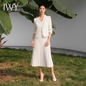 IWY/气质设计感盘扣西装套裙女夏薄款短款西服百褶裙珠宝设计师工作服C14240+S14265