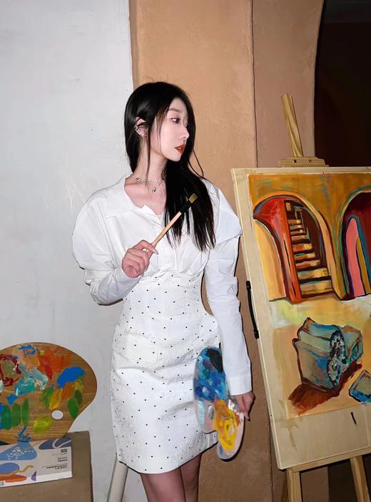 分镜头集成店LOOSINGWHITE春夏新品异形袖拼接连衣裙 商品图0