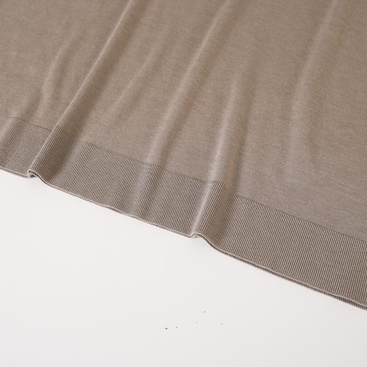 YvesFigarau伊夫·费嘉罗新款休闲短袖T恤970833 商品图4