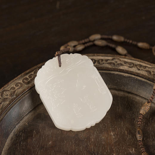 清 玉雕人物诗文子冈牌 商品图0