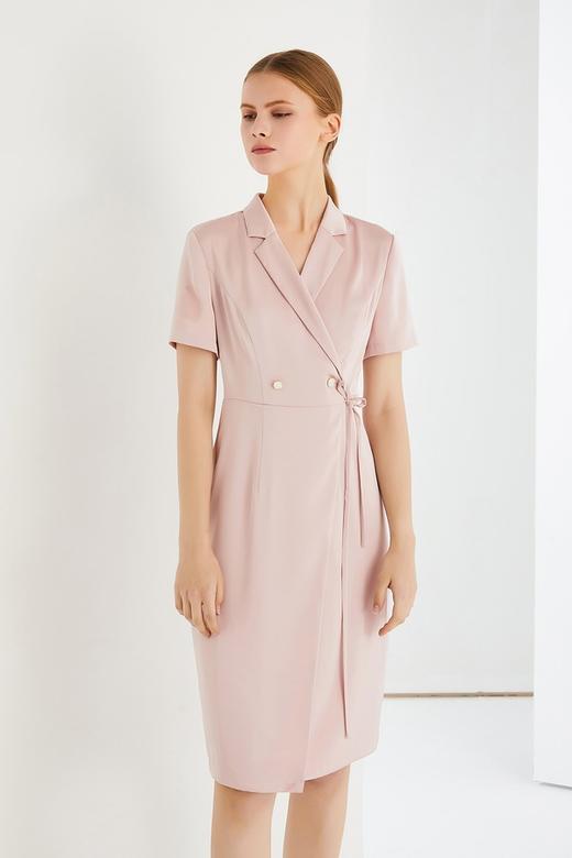 MISICAKOO/茉诗可可 粉色光泽简约连衣裙 13234 商品图4