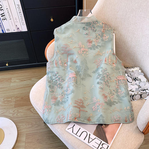 KQLB105M3385 2024春季新款重工整件刺绣欧根纱马甲双层中式外套女 商品图2