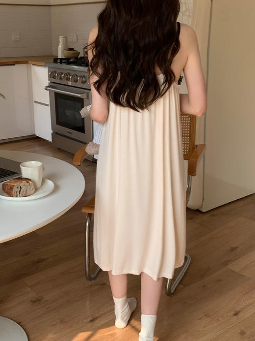 【GZ】无忧购简约少女居家舒适莫代尔带胸垫纯色吊带睡裙93701 商品图2