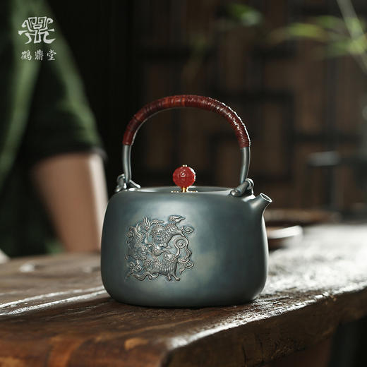 鹤鼎堂闻天系列考槃镜面錾刻三狮绣球汤沸（灰青）（缺货） 商品图2