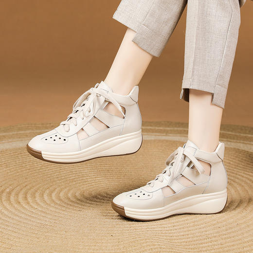 坡跟圆头凉鞋，时尚中跟女鞋XYM-k768 商品图0