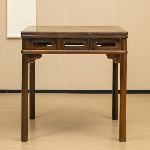 清 红木劈料裹腿鱼门洞方桌 商品图4