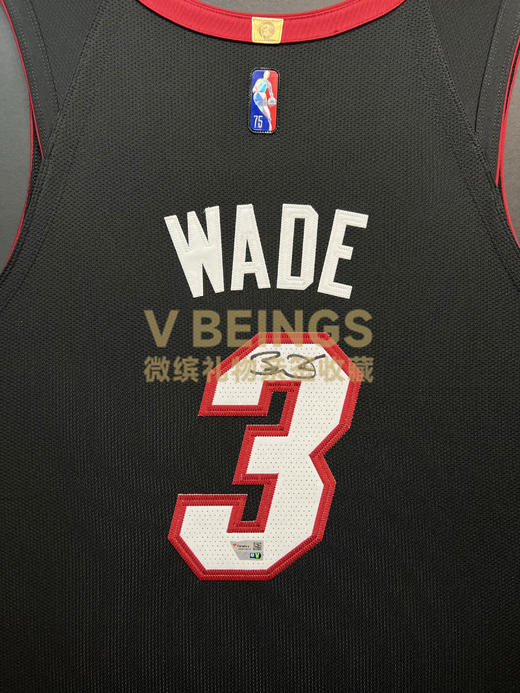收藏系列 韦德 热火队3号黑色 亲笔签名球衣 商品图2