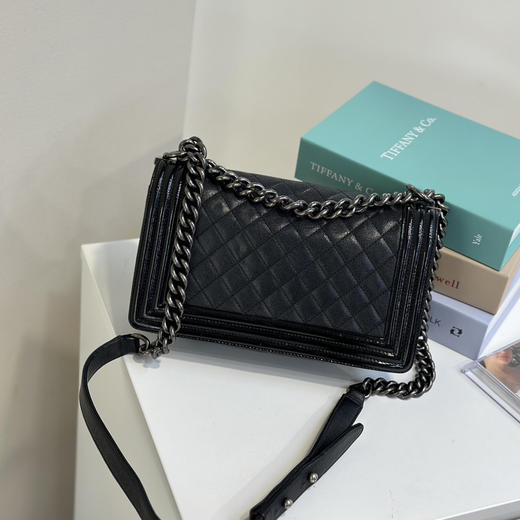 CHANEL leboy 荔枝纹牛皮拼漆皮 中号 黑银 翻盖包 商品图3