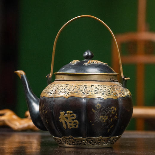 清 乌铜走金走银福禄卷草纹提梁壶 商品图0