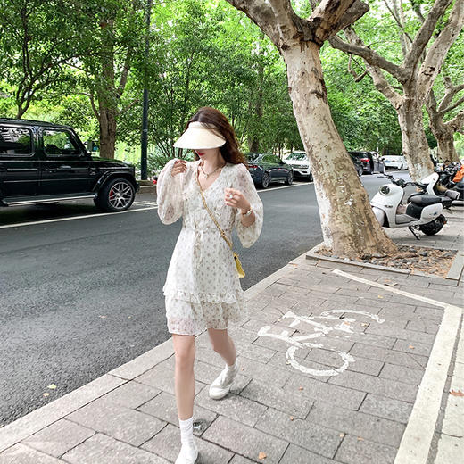 <曾小咸推荐>【温柔公式】木耳边连衣裙 商品图3