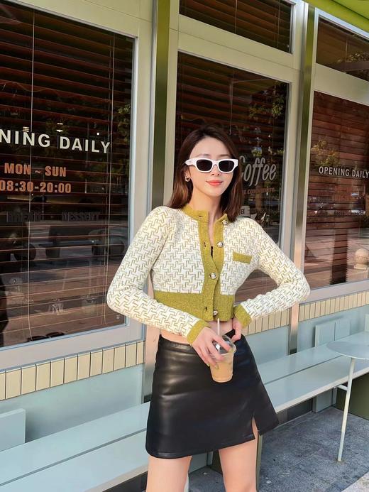 分镜头集成店LOOSINGWHITE春夏新品圆领嵌花针织开衫 商品图2