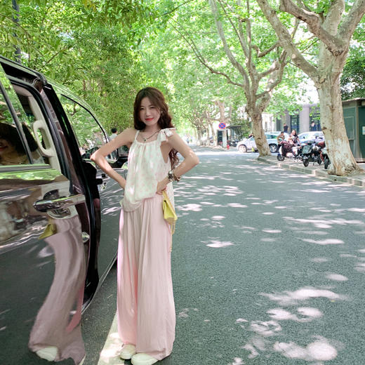 <曾小咸推荐>微信粉丝秒杀专场 仅此今天 活动结束下架【花漾甜心】吊带雪纺印花背心 日常119.99 立减70 秒杀49.99！！ 商品图3