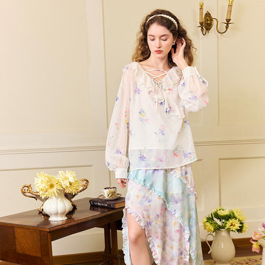 两三事雾里看花2024夏季新款法式印花荷叶边两件套雪纺衫女宽松 商品图1