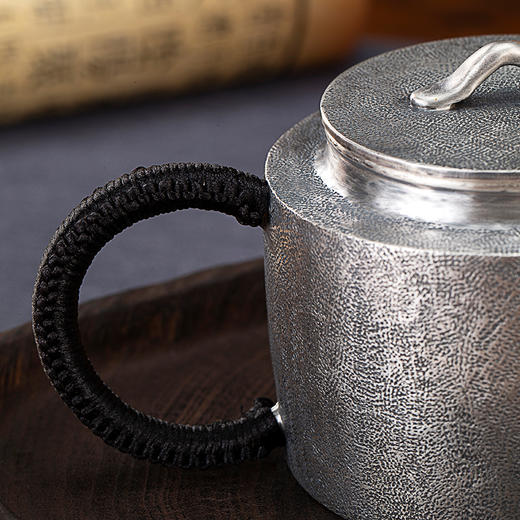 国春银饰丨复古汉瓦银壶 一片银工艺 手工制作 锤纹肌理 约230ml 附检测证书、礼盒 商品图3