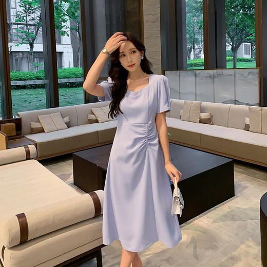 奢姿大码女装2024夏季新款气质方领裙子胖妹妹褶皱设计时尚连衣裙9942890126 商品图2