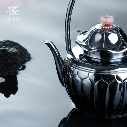 鹤鼎堂闻天系列绎思汤沸 錾刻莲花（黑色）（缺货） 商品图1