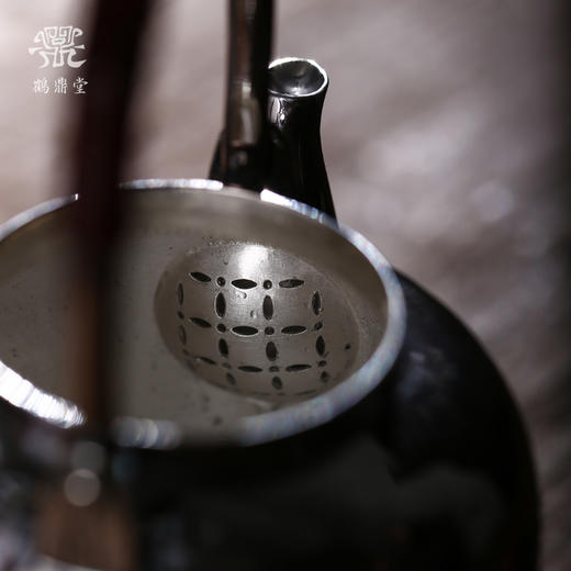 鹤鼎堂闻天系列望月急须锤目纹錾刻腰线（银色）（缺货） 商品图3