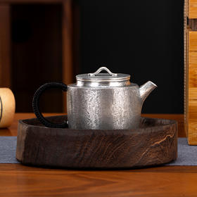 国春银饰丨复古汉瓦银壶 一片银工艺 手工制作 锤纹肌理 约230ml 附检测证书、礼盒