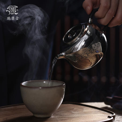 鹤鼎堂闻天系列肃雍急须錾刻缠枝莲纹（银色）（缺货） 商品图3