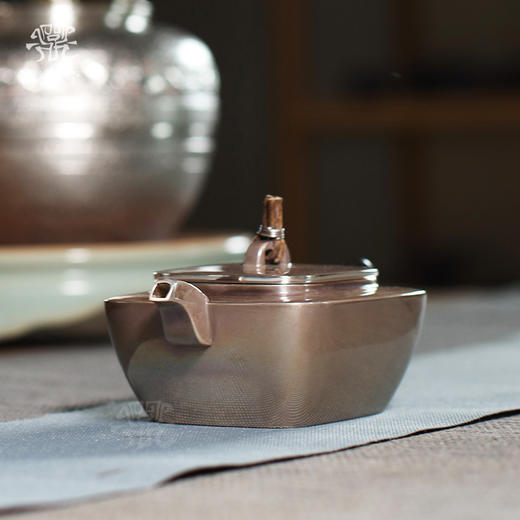 鹤鼎堂闻天系列北门镜面急须（紫皮）（缺货） 商品图2