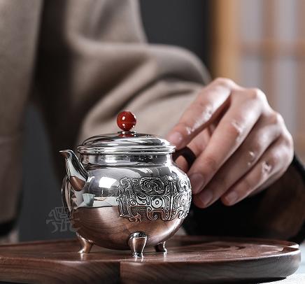 鹤鼎堂闻天系列时赉急须錾刻蕉鹿之梦（缺货）/ 青铜牛（缺货） 商品图5