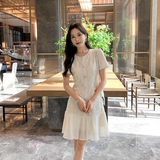 [奢姿轻奢系列]压褶雪纺连衣裙大码女装夏季新款胖妹妹蕾丝裙子8942890058【1】 商品图1