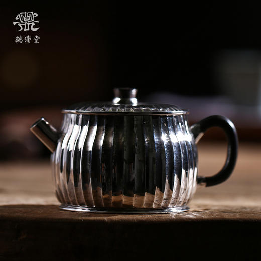 鹤鼎堂闻天系列芄兰茶人款急须镜面（银色）（缺货） 商品图0