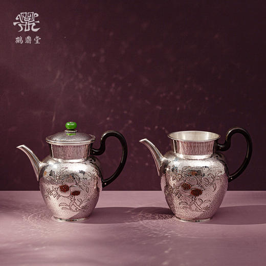 鹤鼎堂闻天系列终风急须錾刻石榴（银色）（缺货） 商品图0