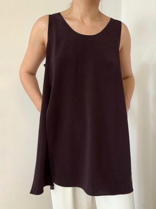Semplicita | K05 三醋酸U领无袖开衩上衣 [ 酱紫 ] 商品图1