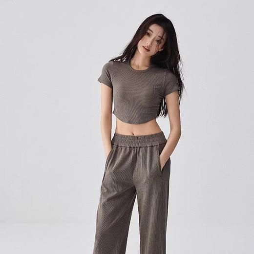 跃牌【周游世界系列】瑜伽服短袖女弹力修身显瘦训练运动上衣TP0710 商品图2