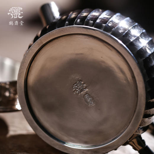 鹤鼎堂闻天系列芄兰茶人款急须镜面（银色）（缺货） 商品图4