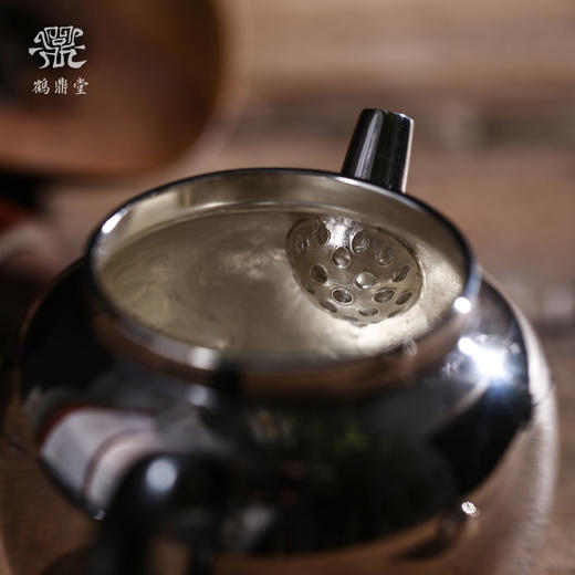 鹤鼎堂闻天系列吉日茶人款急须镜面（银色）（缺货） 商品图4