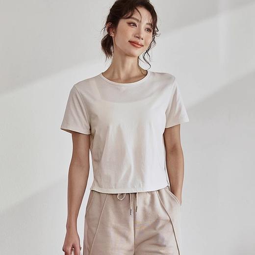 跃牌【周游世界系列】动短袖女宽松显瘦短款性感瑜伽上衣 TP0694 商品图2