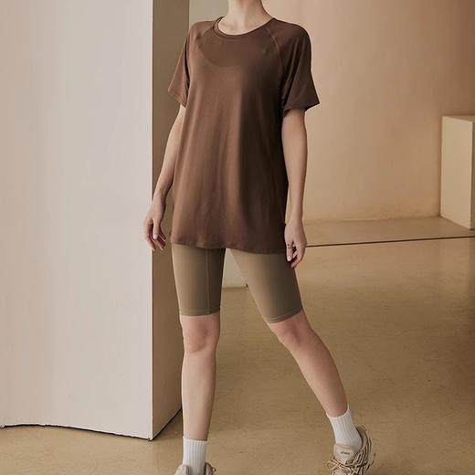 跃牌【周游世界系列】宽松运动短袖女 夏季长款遮肉健身瑜伽  TP0738 商品图4