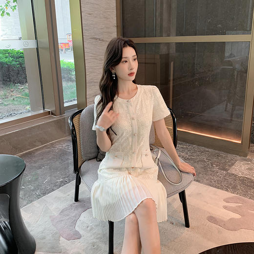 [奢姿轻奢系列]压褶雪纺连衣裙大码女装夏季新款胖妹妹蕾丝裙子8942890058【1】 商品图2