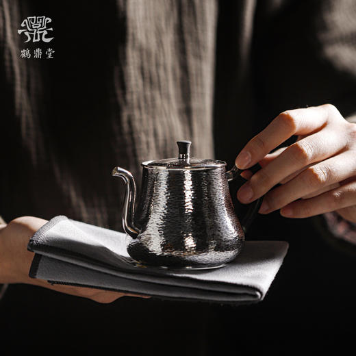 鹤鼎堂闻天系列乔岳急须横纹（银色）（缺货） 商品图3