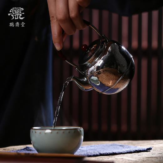 鹤鼎堂闻天系列望月急须锤目纹錾刻腰线（银色）（缺货） 商品图2