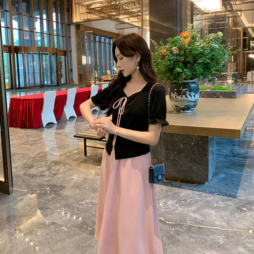 【清仓超15天不保价】奢姿2025年夏季新款大码女装收褶方领裙子胖妹妹撞色假两件连衣裙3042800719【1】 商品图2