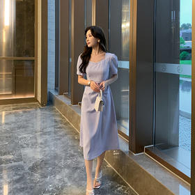 奢姿大码女装2024夏季新款气质方领裙子胖妹妹褶皱设计时尚连衣裙9942890126