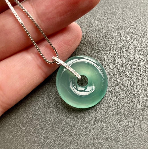 高冰到玻璃种淡晴水翡翠平安扣18k白金钻石镶嵌 商品图7