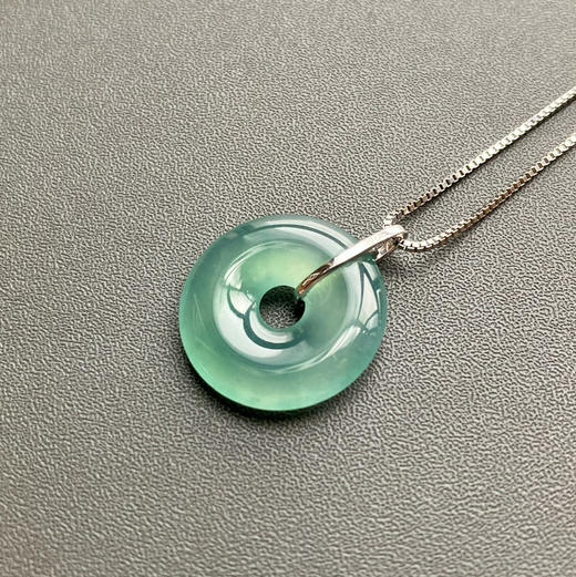 高冰到玻璃种淡晴水翡翠平安扣18k白金钻石镶嵌 商品图5